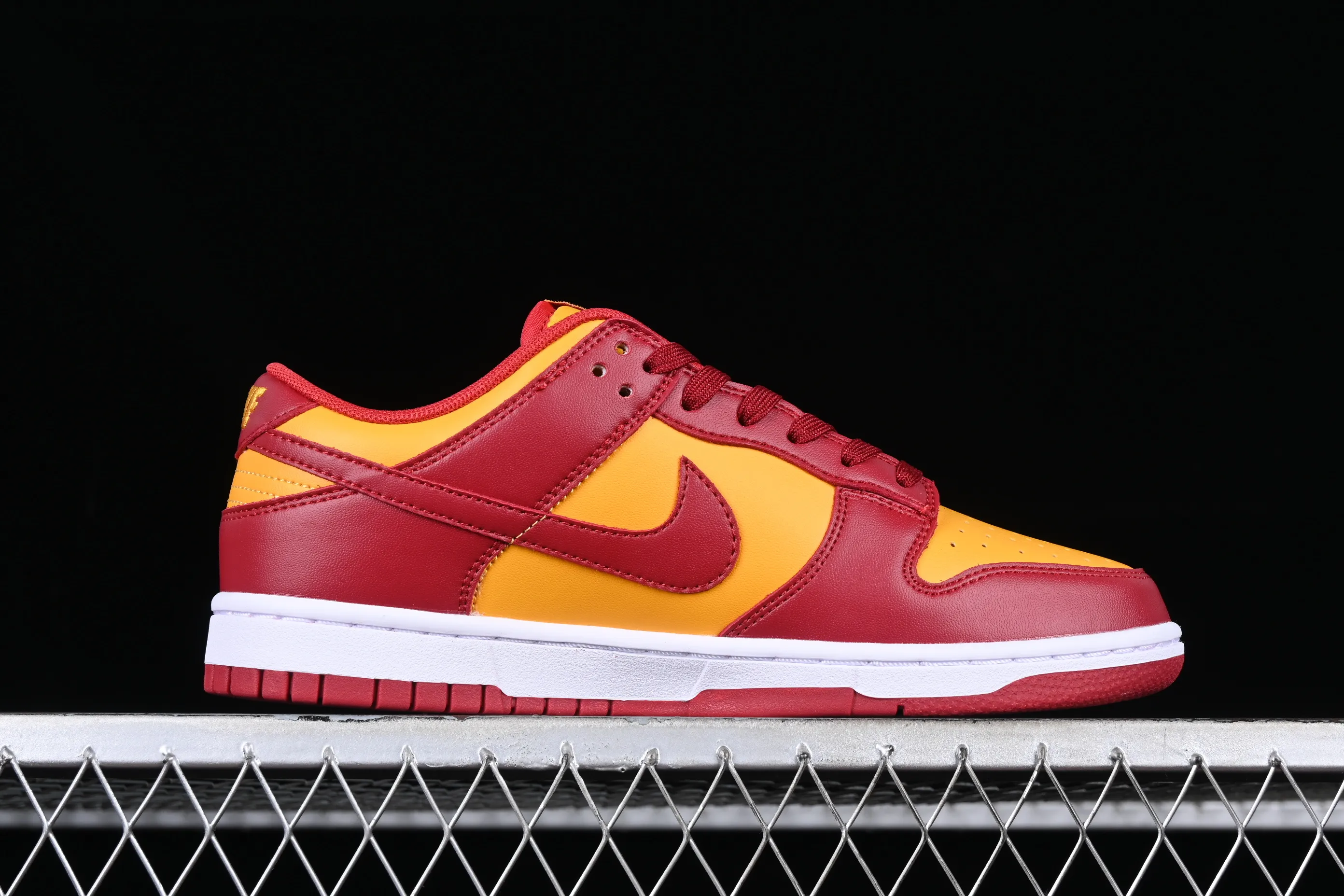All categories Nk SB Dunk series Nk SB Dunk Low low-top sneakers Nk SB Dunk Low "Midas Gold" tomato scrambled egg color SB low-top sports and leisure sneakers DD1391-701
